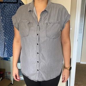 Jachs Girlfriend Women's Cap Sleeve Button Down